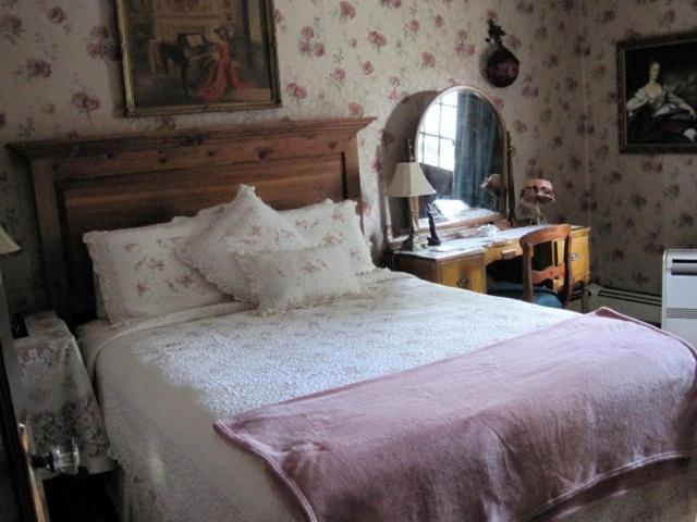 Colonial Charm Inn Bed&Breakfast Charlottetown Exterior foto