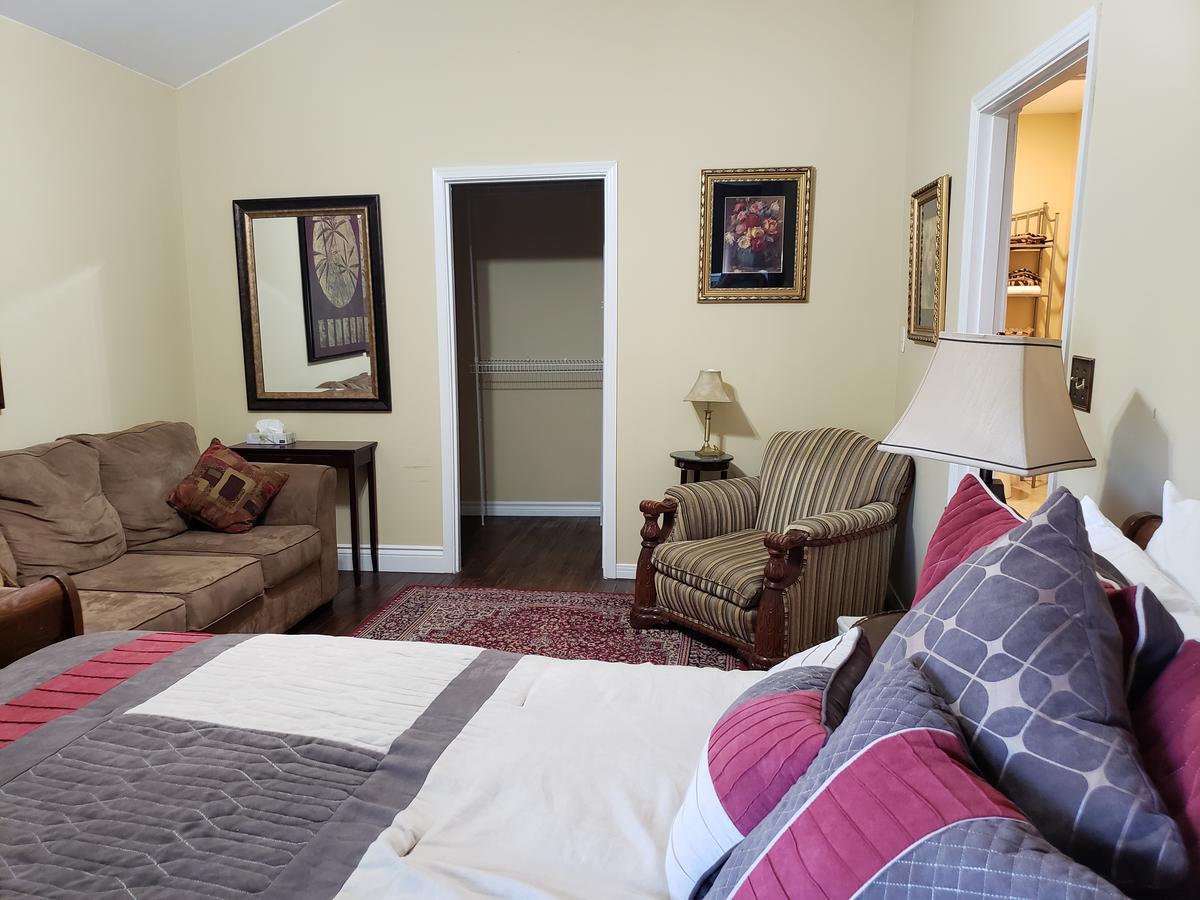 Colonial Charm Inn Bed&Breakfast Charlottetown Exterior foto
