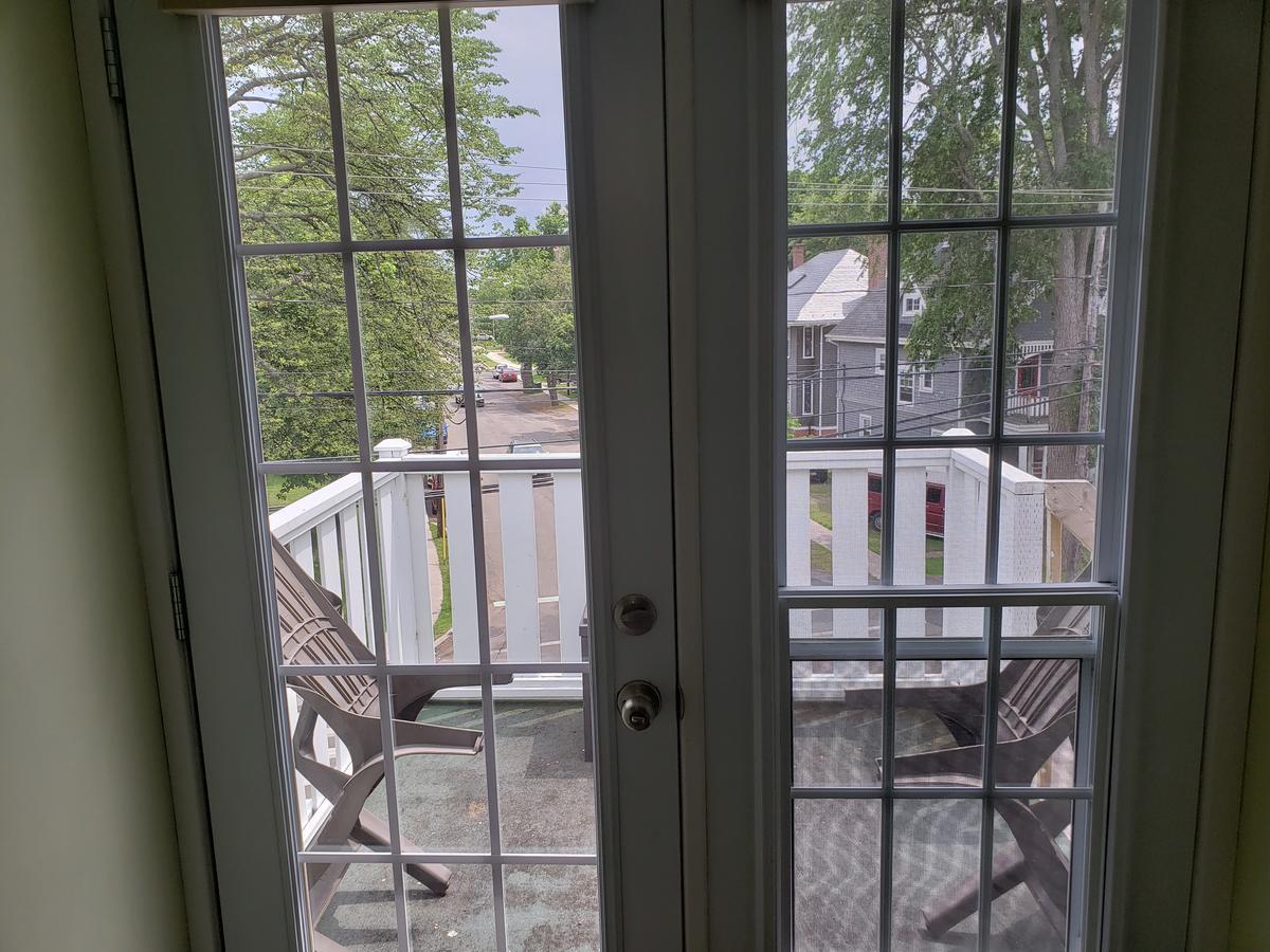 Colonial Charm Inn Bed&Breakfast Charlottetown Exterior foto